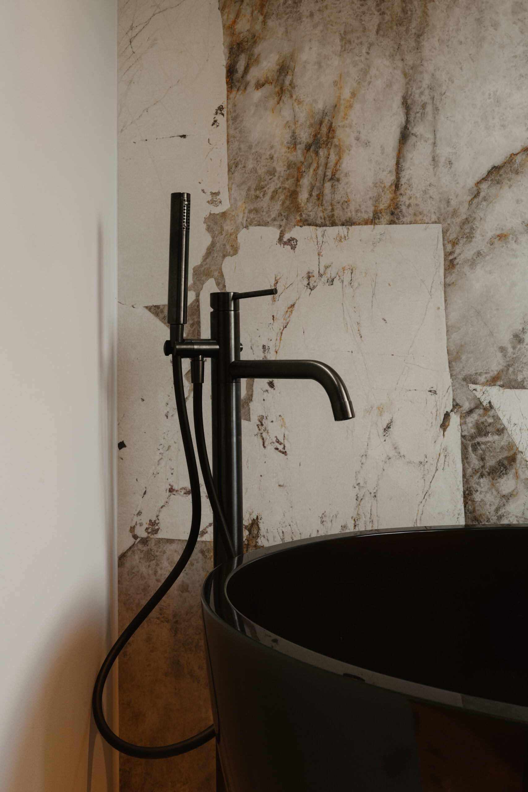 Patagonia natuursteen slab bookmatch wand