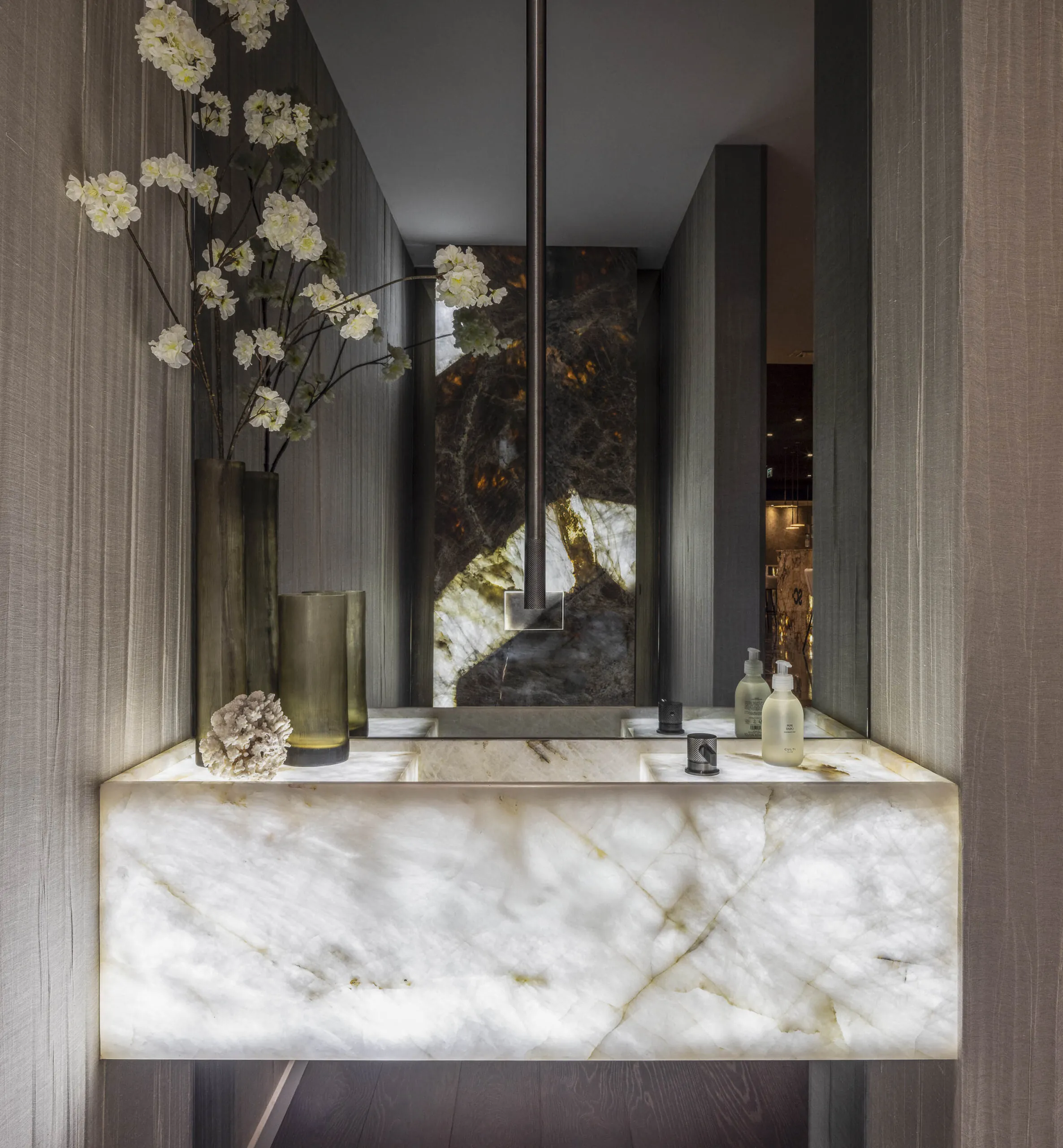 natuursteen badkamer maatwerk oplossingen wastafel